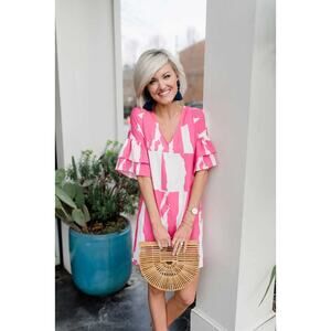 Crosby by Mollie Burch – Pink Ruffle Sleeve Dress painted door print large new